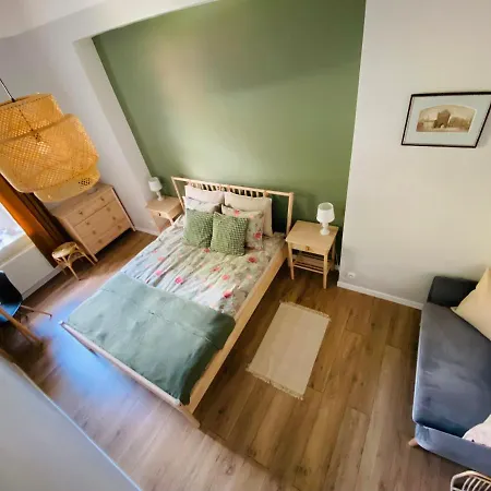 Apartament Pod Lipami Апартаменты Ольштын